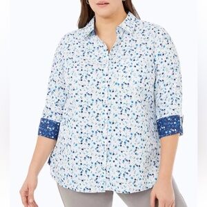 Foxcroft Women's Blue and White Button Down Shirt